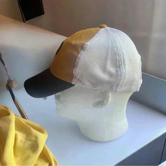 Pittsburgh Pirates Vintage Hat Cap MLB Yellow Black Mesh Strapback Adjustable - Picture 2 of 3